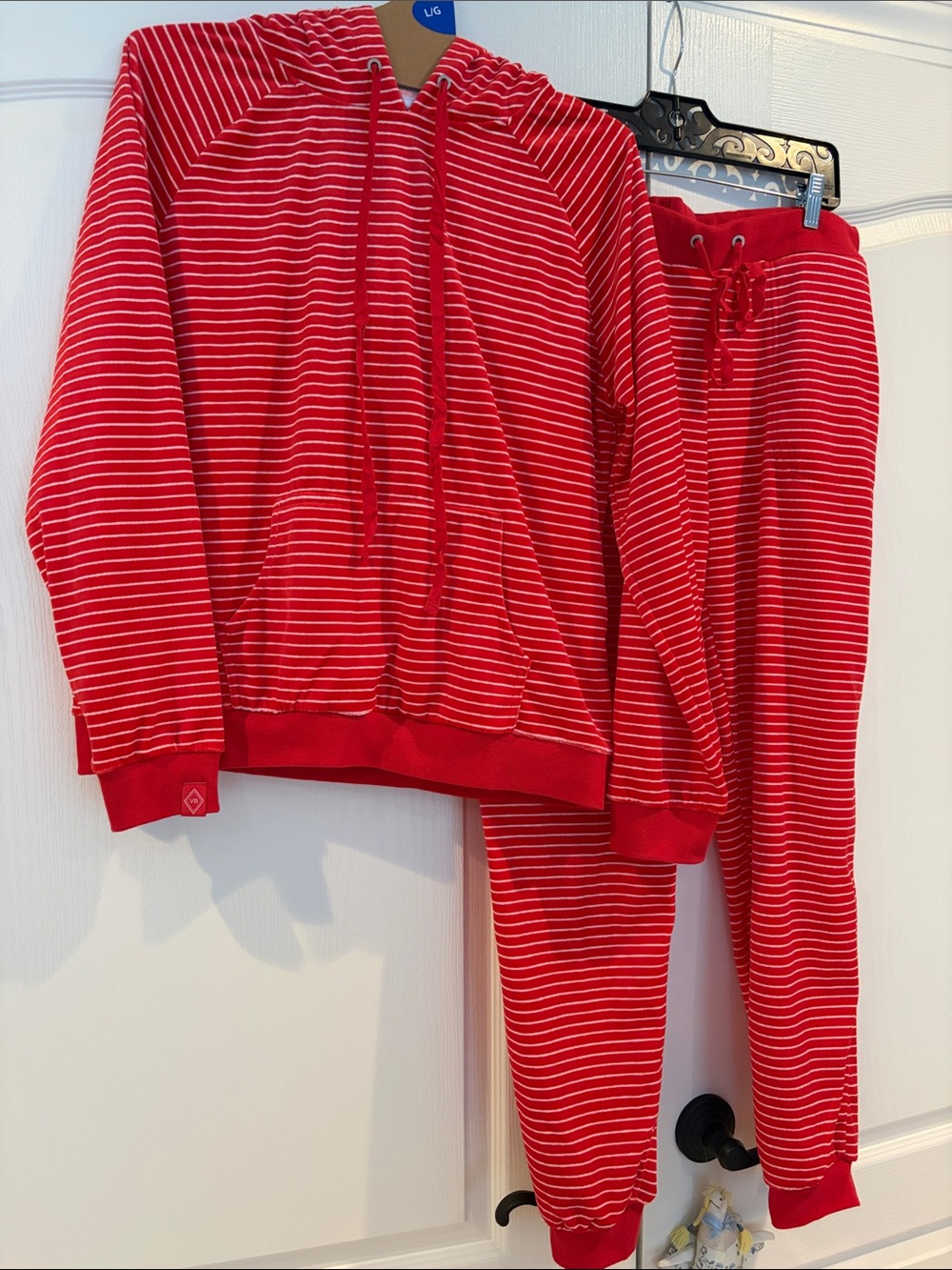 Vera Bradley Velour Pajama/Lounge Set in Snow Stripe Polar Pattern